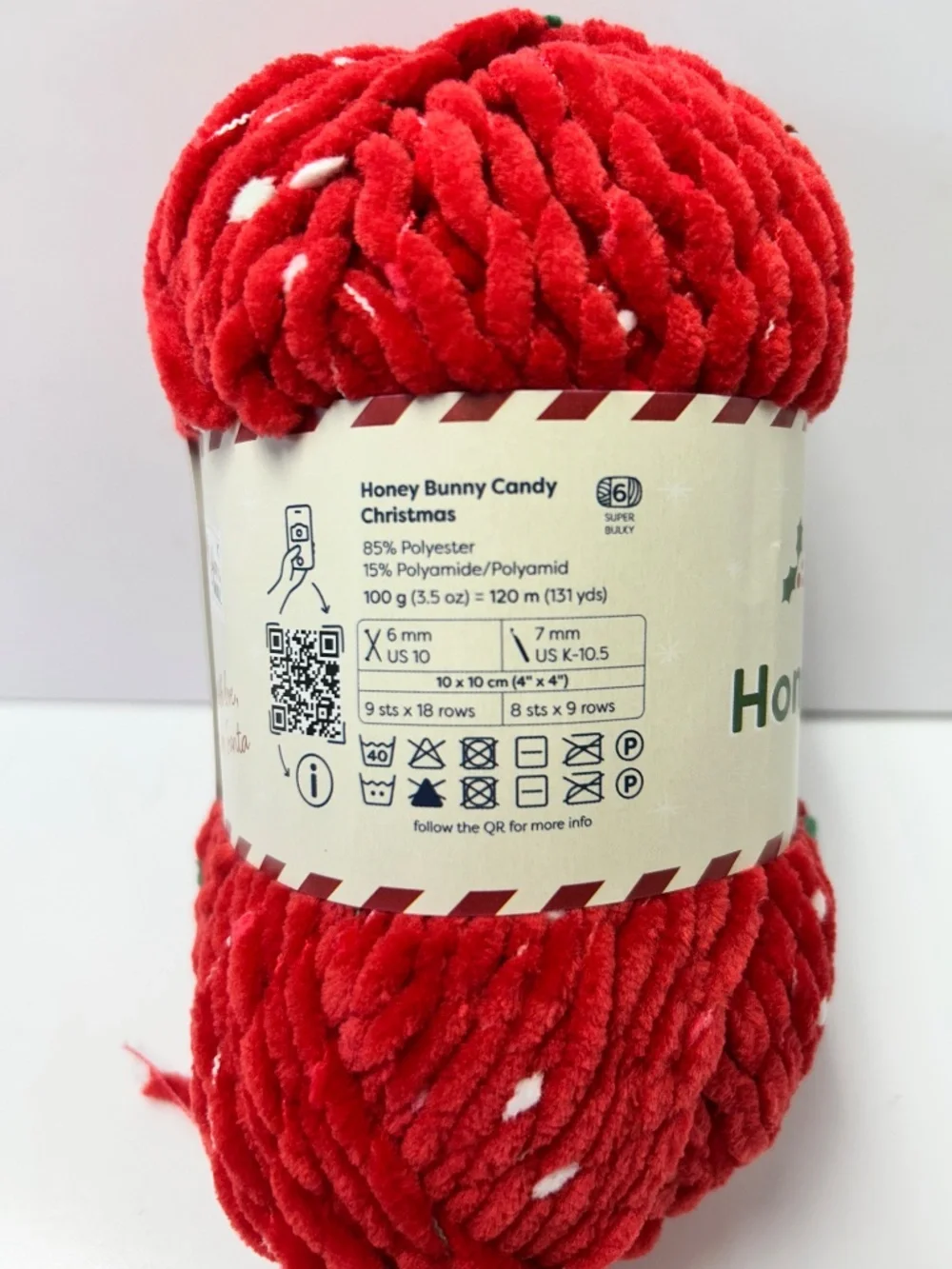 New Hobbii Christmas Honey Bunny Candy 5 Skein Yarn Lot Red White Green Chenille